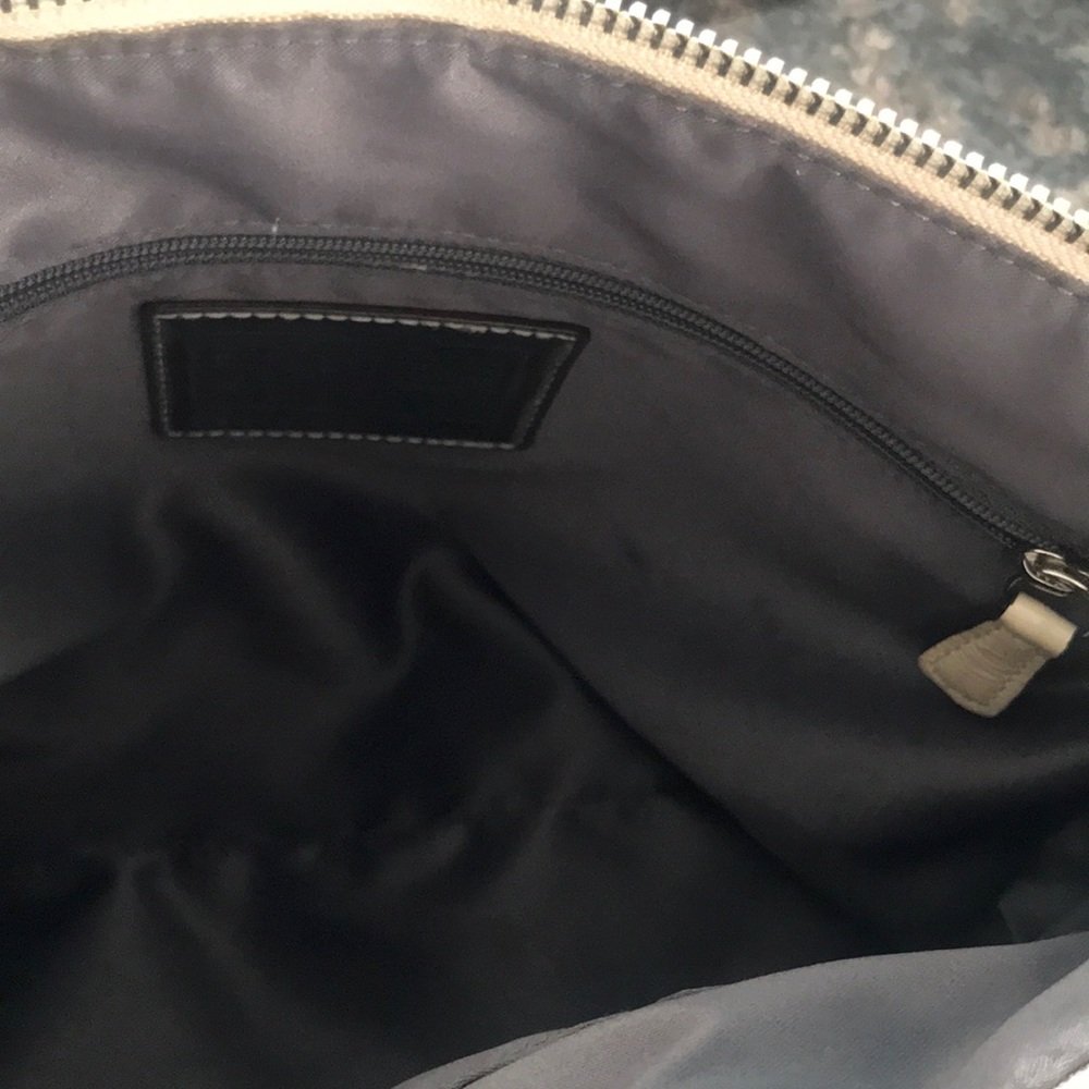 Coach purse - Picture 7 of 8